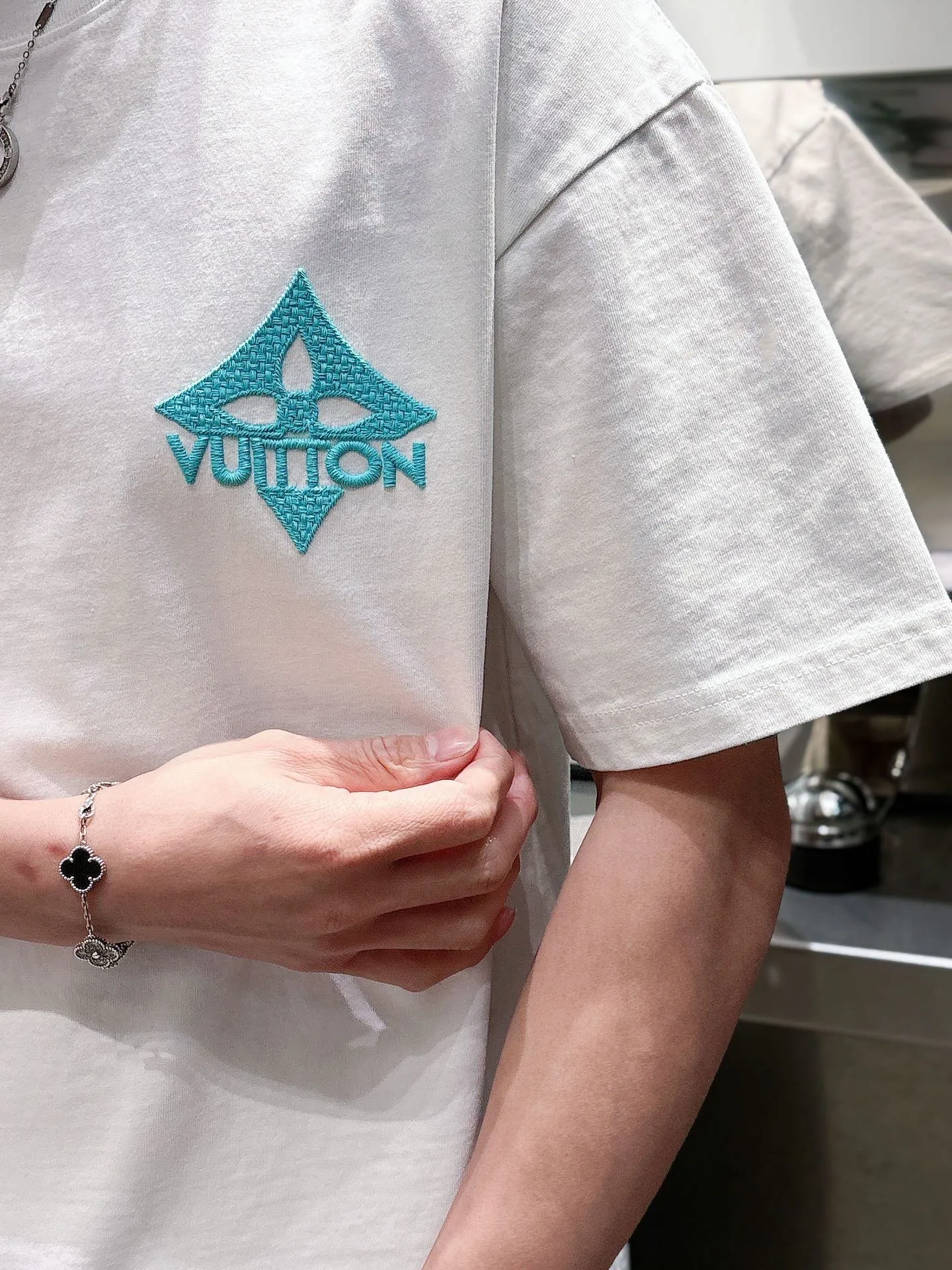 Louis Vuitton/Louis Vuitton 26ss front and rear letter logo woven embroidery short sleeves